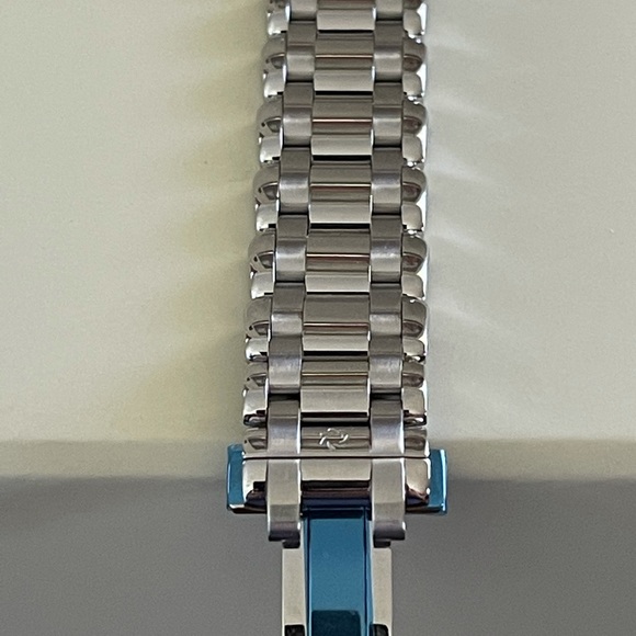 Carl F. Bucherer Alacria Diamond Ladies main image 5